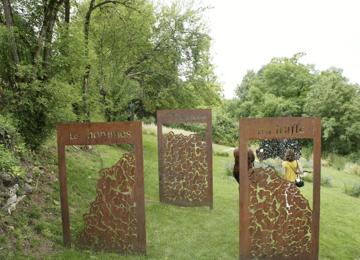 Le Grand Périgueux en 48 heures : Sentier des truffières de Sainte-Alvère